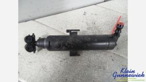 Gebruikte Koplamp Sproeier Skoda Yeti Prijs € 20,00 Margeregeling aangeboden door Klein Gunnewiek Autodemontage & Motorentechniek