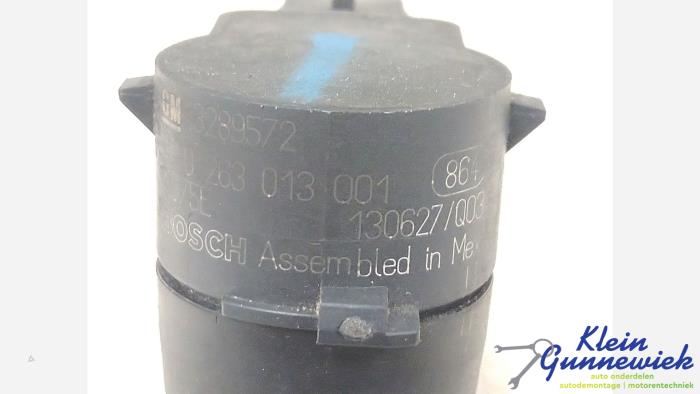 PDC Sensor van een Opel Astra 2014