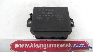 Gebruikte PDC Module Renault Laguna Prijs € 75,00 Margeregeling aangeboden door Klein Gunnewiek Autodemontage & Motorentechniek