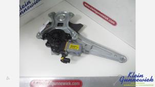 Gebruikte Motor electrisch raam Kia Picanto Prijs € 65,00 Margeregeling aangeboden door Klein Gunnewiek Autodemontage & Motorentechniek