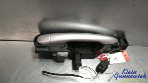 Gebruikte Deurgreep 4Deurs rechts-voor Renault Laguna Prijs € 35,00 Margeregeling aangeboden door Klein Gunnewiek Autodemontage & Motorentechniek