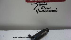 Gebruikte Koplampsproeier pomp Volkswagen Sharan Prijs op aanvraag aangeboden door Gebr.Klein Gunnewiek Ho.BV