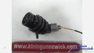 Gebruikte Ruitensproeierpomp achter Suzuki Celerio Prijs € 15,00 Margeregeling aangeboden door Klein Gunnewiek Autodemontage & Motorentechniek