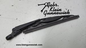 Gebruikte Ruitenwisserarm achter Opel Mokka Prijs op aanvraag aangeboden door Gebr.Klein Gunnewiek Ho.BV