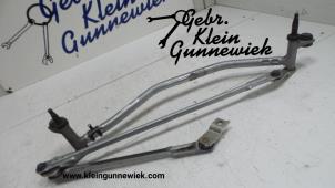 Gebruikte Ruitenwis Mechaniek Volkswagen Arteon Prijs op aanvraag aangeboden door Gebr.Klein Gunnewiek Ho.BV