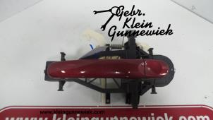 Gebruikte Deurgreep 4Deurs links-achter Volkswagen Caddy Prijs op aanvraag aangeboden door Gebr.Klein Gunnewiek Ho.BV