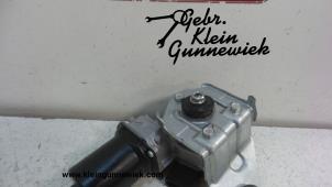 Gebruikte Ruitenwissermotor voor Audi TT Prijs op aanvraag aangeboden door Gebr.Klein Gunnewiek Ho.BV