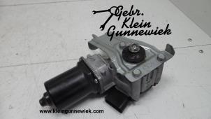 Gebruikte Ruitenwissermotor voor Volkswagen Sharan Prijs op aanvraag aangeboden door Gebr.Klein Gunnewiek Ho.BV
