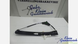 Gebruikte Raammechaniek 4Deurs rechts-achter Volkswagen Touran Prijs € 31,00 Margeregeling aangeboden door Klein Gunnewiek Autodemontage & Motorentechniek