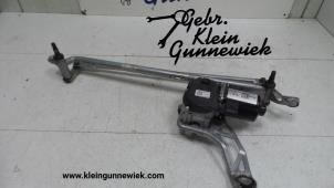 Gebruikte Ruitenwissermotor voor Volkswagen Touareg Prijs op aanvraag aangeboden door Gebr.Klein Gunnewiek Ho.BV