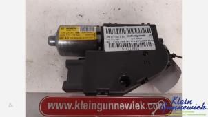 Gebruikte Schuifdak Motor Audi Q5 Prijs € 95,00 Margeregeling aangeboden door Klein Gunnewiek Autodemontage & Motorentechniek