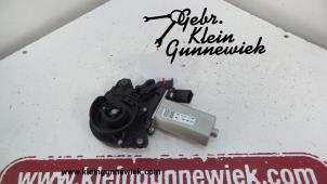 Gebruikte Sluithulpmotor portier rechts-voor Audi A6 Prijs € 35,00 Margeregeling aangeboden door Gebr.Klein Gunnewiek Ho.BV