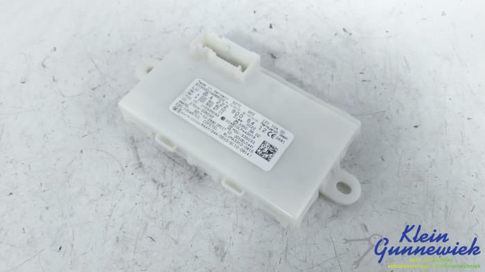 Gebruikte Deur module Mercedes C-Klasse Prijs € 29,00 Margeregeling aangeboden door Klein Gunnewiek Autodemontage & Motorentechniek
