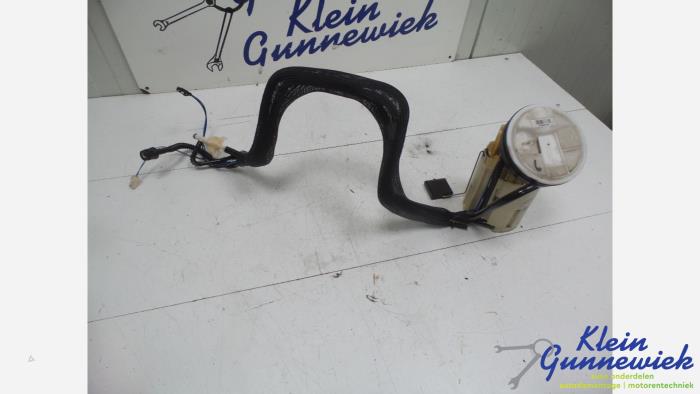 Gebruikte Tank element Pomp Mercedes C-Klasse Prijs € 44,00 Margeregeling aangeboden door Klein Gunnewiek Autodemontage & Motorentechniek