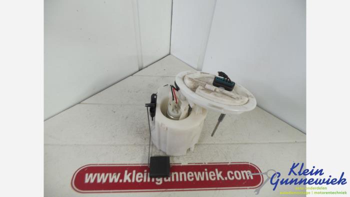 Gebruikte Tank element Pomp Mercedes C-Klasse Prijs € 59,00 Margeregeling aangeboden door Klein Gunnewiek Autodemontage & Motorentechniek