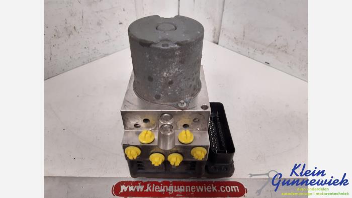 Gebruikte ABS Pomp Mercedes E-Klasse Prijs € 42,00 Margeregeling aangeboden door Klein Gunnewiek Autodemontage & Motorentechniek