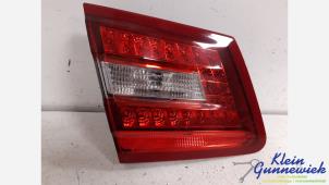 Gebruikte Achterlicht links Mercedes E-Klasse Prijs € 85,00 Margeregeling aangeboden door Klein Gunnewiek Autodemontage & Motorentechniek