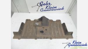 Gebruikte Bodem beschermplaat MG ZS Prijs € 30,00 Margeregeling aangeboden door Klein Gunnewiek Autodemontage & Motorentechniek