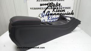 Gebruikte Armsteun Mercedes GLA-Klasse Prijs € 125,00 Margeregeling aangeboden door Gebr.Klein Gunnewiek Ho.BV