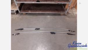 Gebruikte Dakrail links Mercedes ML-Klasse Prijs € 125,00 Margeregeling aangeboden door Klein Gunnewiek Autodemontage & Motorentechniek