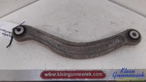 Gebruikte Draagarm links-achter Mercedes E-Klasse Prijs € 30,00 Margeregeling aangeboden door Klein Gunnewiek Autodemontage & Motorentechniek