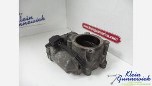 Gebruikte Gasklephuis Mercedes E-Klasse Prijs € 40,00 Margeregeling aangeboden door Klein Gunnewiek Autodemontage & Motorentechniek