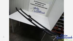 Gebruikte Dakrail links Mercedes ML-Klasse Prijs € 125,00 Margeregeling aangeboden door Klein Gunnewiek Autodemontage & Motorentechniek