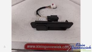 Gebruikte Handrem Module Mercedes CLA Prijs € 20,00 Margeregeling aangeboden door Klein Gunnewiek Autodemontage & Motorentechniek