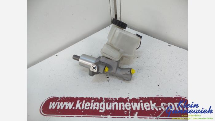Gebruikte Hoofdremcilinder Mercedes C-Klasse Prijs € 26,00 Margeregeling aangeboden door Klein Gunnewiek Autodemontage & Motorentechniek