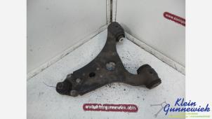 Gebruikte Draagarm onder links-voor Mercedes A-Klasse Prijs € 30,00 Margeregeling aangeboden door Klein Gunnewiek Autodemontage & Motorentechniek