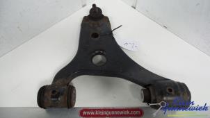 Gebruikte Draagarm onder links-voor Mercedes B-Klasse Prijs € 50,00 Margeregeling aangeboden door Klein Gunnewiek Autodemontage & Motorentechniek