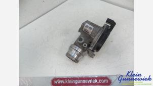 Gebruikte Gasklephuis Mercedes A-Klasse Prijs € 20,00 Margeregeling aangeboden door Klein Gunnewiek Autodemontage & Motorentechniek