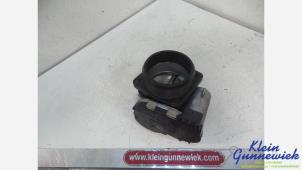 Gebruikte Gasklephuis Mercedes GLA Prijs € 45,00 Margeregeling aangeboden door Klein Gunnewiek Autodemontage & Motorentechniek