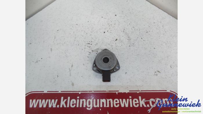 Gebruikte Sensor Nokkenas Mercedes C-Klasse Prijs € 20,00 Margeregeling aangeboden door Klein Gunnewiek Autodemontage & Motorentechniek