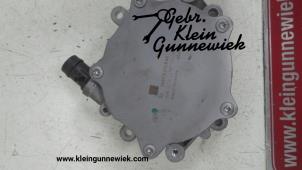 Gebruikte Vacuumpomp (Diesel) Mercedes CLA Prijs € 50,00 Margeregeling aangeboden door Gebr.Klein Gunnewiek Ho.BV