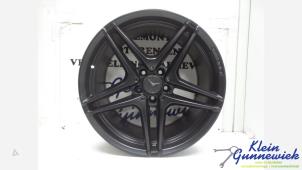 Gebruikte Velg Mercedes C-Klasse Prijs € 250,00 Margeregeling aangeboden door Klein Gunnewiek Autodemontage & Motorentechniek