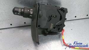 Gebruikte Knipperlicht Schakelaar Renault Modus Prijs € 30,00 Margeregeling aangeboden door Klein Gunnewiek Autodemontage & Motorentechniek