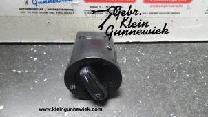Gebruikte Licht Schakelaar Volkswagen E-Up Prijs € 15,00 Margeregeling aangeboden door Gebr.Klein Gunnewiek Ho.BV