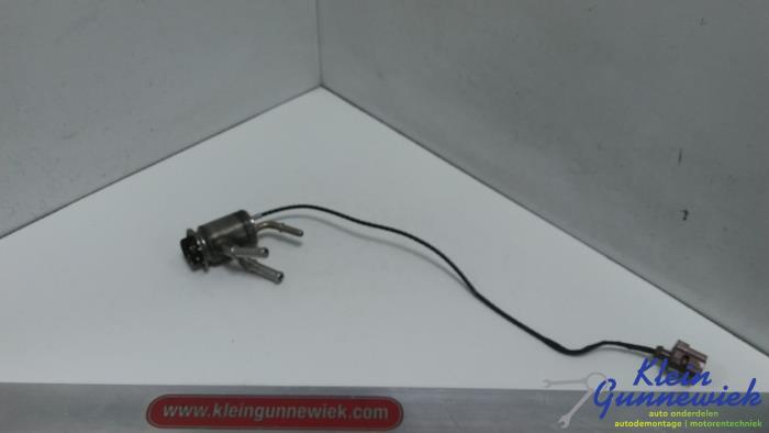 Gebruikte Injector adblue Volkswagen Caddy Prijs € 109,00 Margeregeling aangeboden door Klein Gunnewiek Autodemontage & Motorentechniek