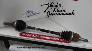 Gebruikte Homokineetas links-voor Volkswagen E-Up Prijs € 25,00 Margeregeling aangeboden door Gebr.Klein Gunnewiek Ho.BV