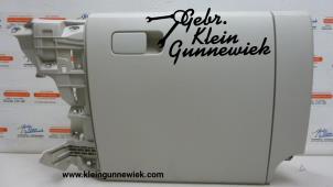 Gebruikte Handschoenenkastje Volkswagen E-Up Prijs € 40,00 Margeregeling aangeboden door Gebr.Klein Gunnewiek Ho.BV