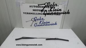 Gebruikte Ruitenwisserarm voor Volkswagen E-Up Prijs € 15,00 Margeregeling aangeboden door Gebr.Klein Gunnewiek Ho.BV
