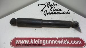 Gebruikte Schokdemper links-achter Volkswagen Kever Prijs € 20,00 Margeregeling aangeboden door Gebr.Klein Gunnewiek Ho.BV