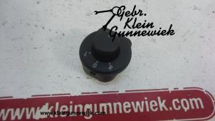 Gebruikte Spiegel Schakelaar Volkswagen E-Up Prijs op aanvraag aangeboden door Gebr.Klein Gunnewiek Ho.BV