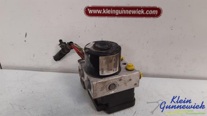 Gebruikte ABS Pomp Ford Transit Connect Prijs € 15,00 Margeregeling aangeboden door Klein Gunnewiek Autodemontage & Motorentechniek