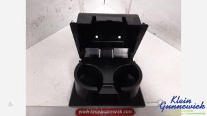 Gebruikte Bekerhouder Ford Usa Super Duty Prijs € 35,00 Margeregeling aangeboden door Klein Gunnewiek Autodemontage & Motorentechniek