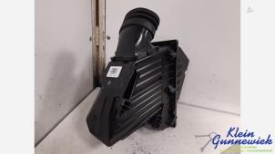 Gebruikte Luchtfilterhuis Landrover Range Rover Prijs € 115,00 Margeregeling aangeboden door Klein Gunnewiek Autodemontage & Motorentechniek