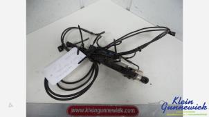 Gebruikte Kofferdekseldemper rechts-achter Mercedes SLK Prijs € 55,00 Margeregeling aangeboden door Klein Gunnewiek Autodemontage & Motorentechniek