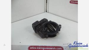 Gebruikte Gasklephuis Mercedes SLK Prijs € 25,00 Margeregeling aangeboden door Klein Gunnewiek Autodemontage & Motorentechniek