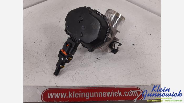 Gebruikte Gasklephuis Opel Crossland X Prijs € 34,00 Margeregeling aangeboden door Klein Gunnewiek Autodemontage & Motorentechniek